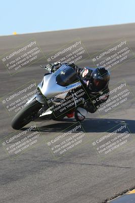 media/Nov-12-2023-SoCal Trackdays (Sun) [[5d1fba4e7d]]/Bowl (930am)/